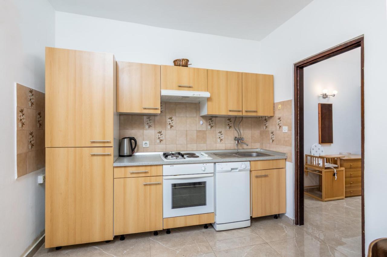 Apartments With A Parking Space Medulin - 7494 المظهر الخارجي الصورة
