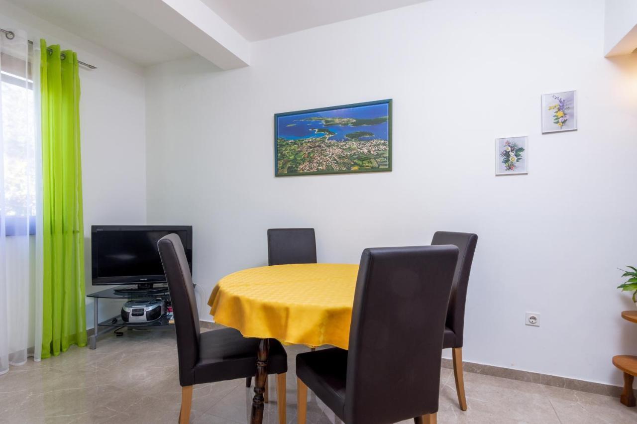 Apartments With A Parking Space Medulin - 7494 المظهر الخارجي الصورة
