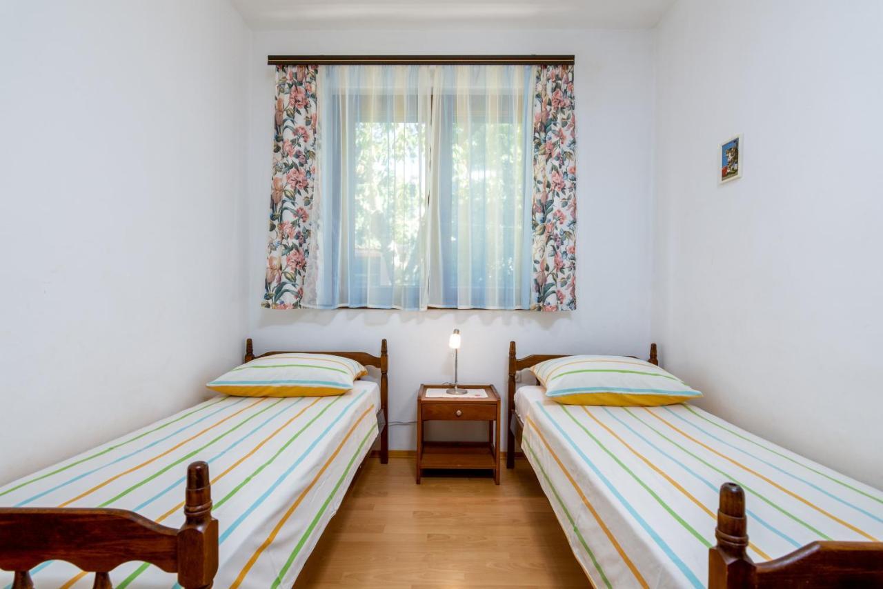 Apartments With A Parking Space Medulin - 7494 المظهر الخارجي الصورة