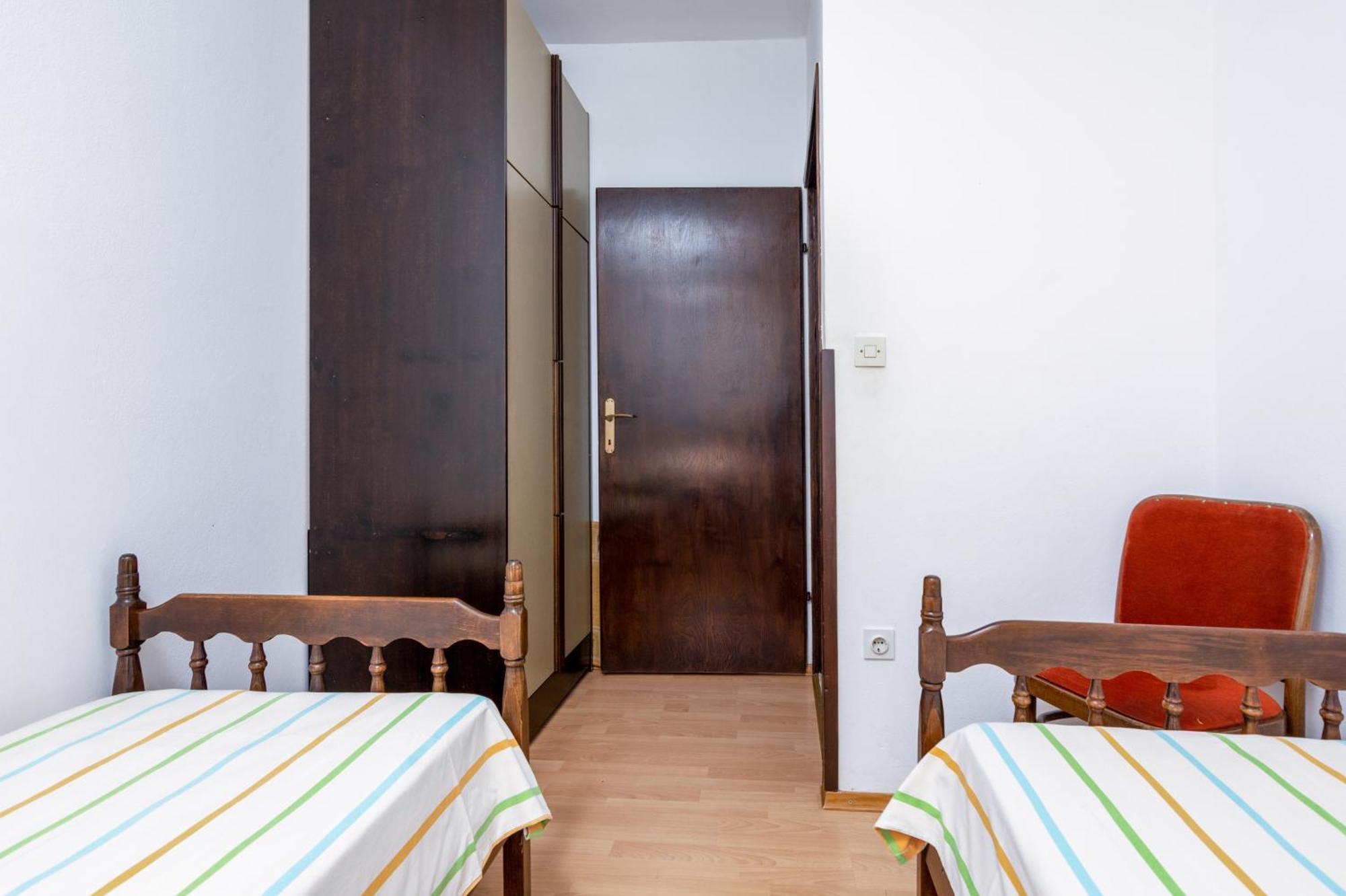 Apartments With A Parking Space Medulin - 7494 الغرفة الصورة